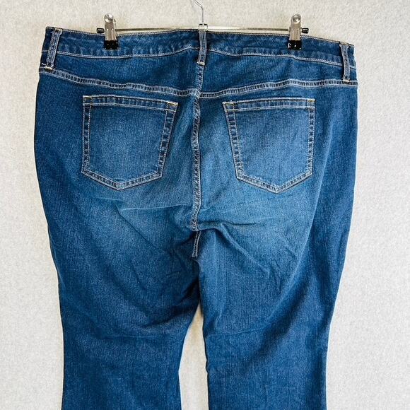 Torrid Womans Sz 20S Short Plus Slim Boot Stretch Jeans Blue Denim Pockets - Picture 6 of 8